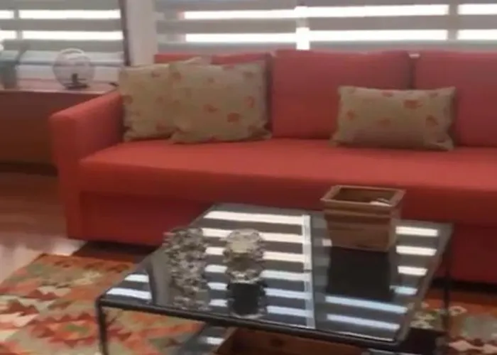 For 4 People Albareda Apartment *